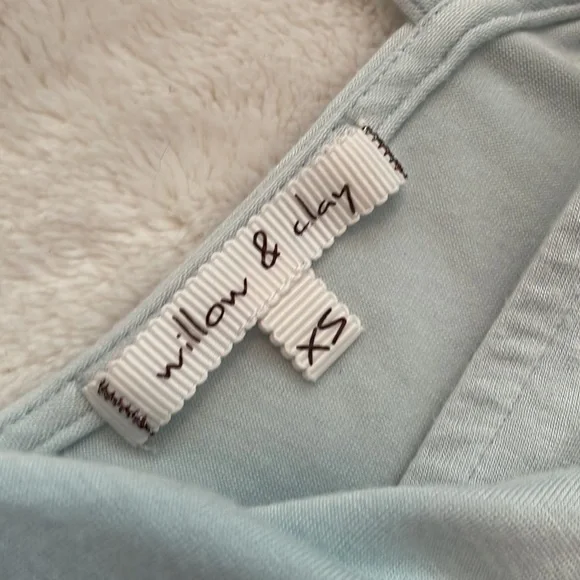 Willow & Clay Light Blue Ruffle Blouse size XS - Picture 5 of 7